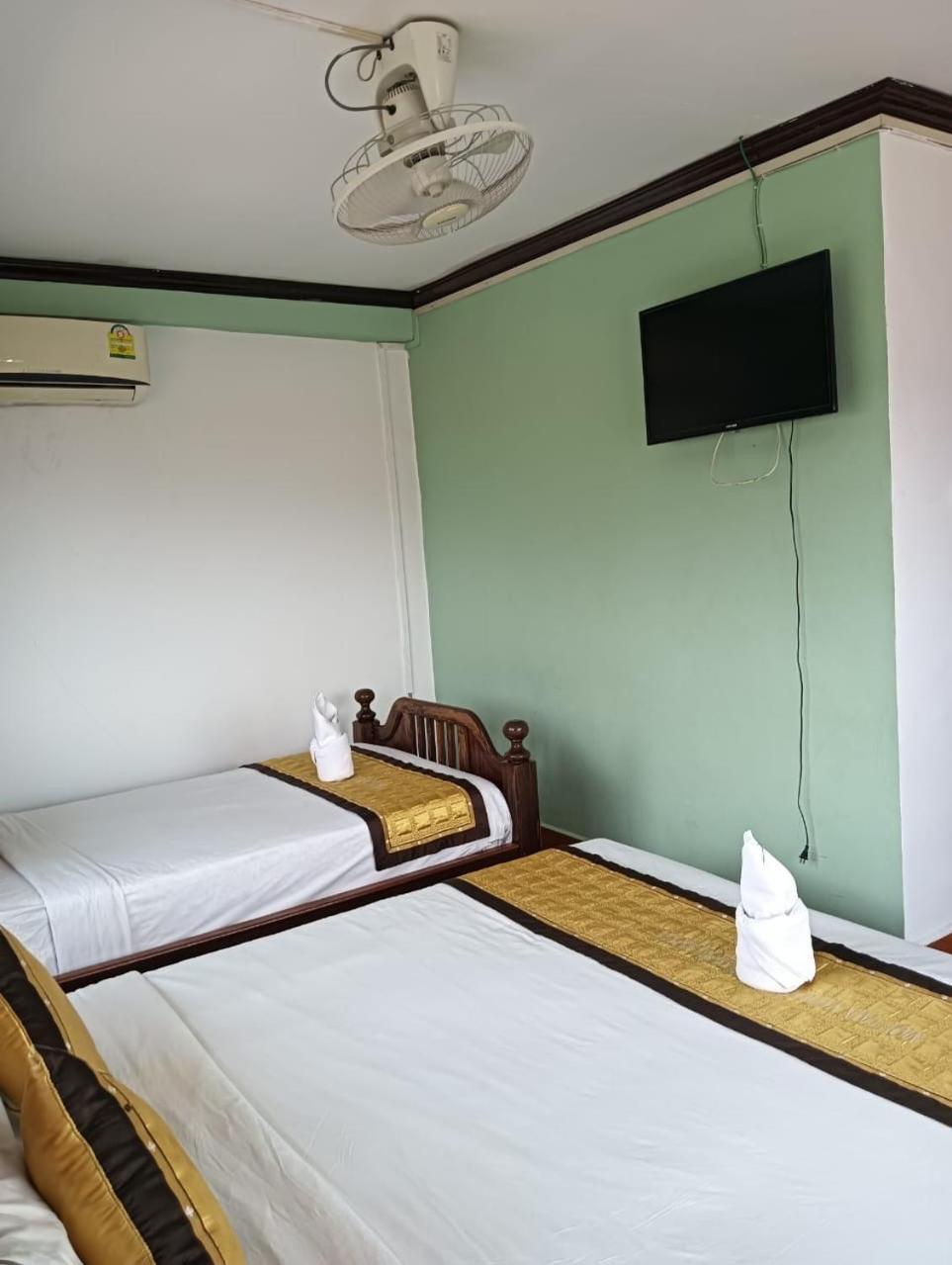 Bountang Riverside Hotel Vang Vieng Exterior foto
