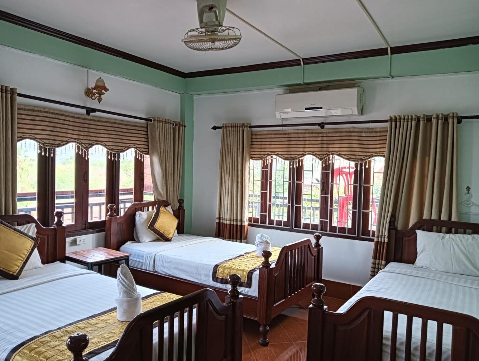 Bountang Riverside Hotel Vang Vieng Exterior foto