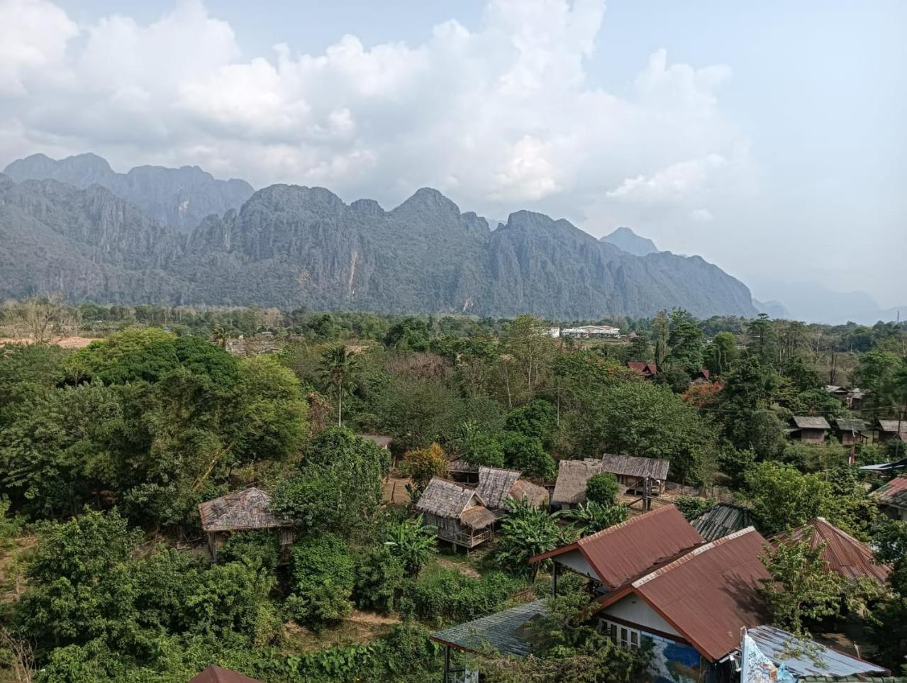Bountang Riverside Hotel Vang Vieng Exterior foto