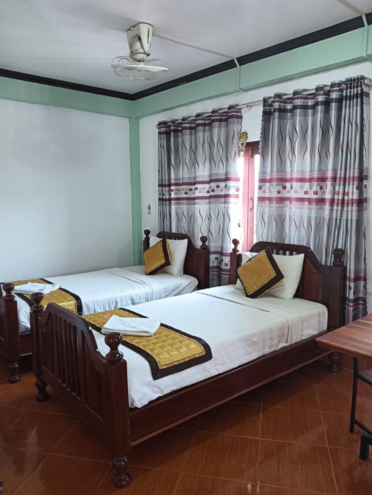 Bountang Riverside Hotel Vang Vieng Exterior foto