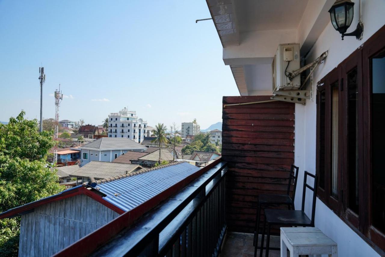 Bountang Riverside Hotel Vang Vieng Exterior foto